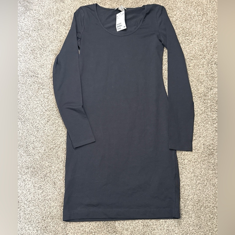 H&M Classic Gray Long Sleeve Fitted Dress